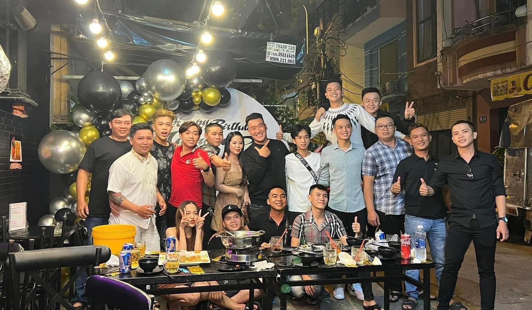 Khách Hàng Đặt Tiệc  Cậu Cả Food Beer Quán Quận 4