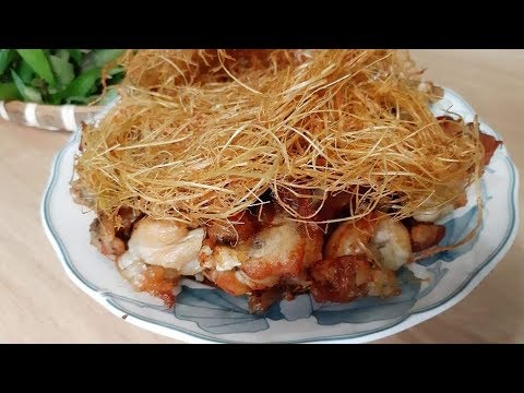 Ếch Chui Rơm